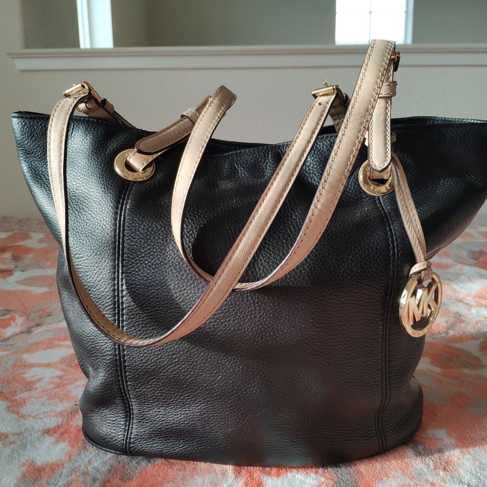 Michael Kors Leather Tote bag, shoulder bag, purse, handbag